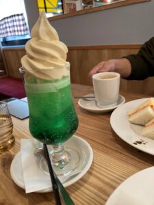 ピノキオ　喫茶店　まずい